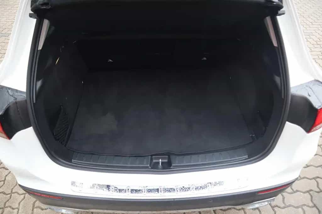 Mercedes-Benz GLA 200 Progressive LED Navi Panorama Kamera 07/2020-photo-34