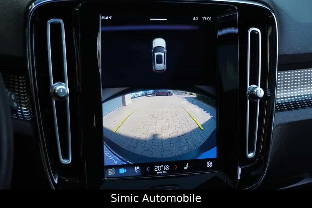 Volvo XC40 B5 Ultimate Dark AWD NAVI+KAMERA+LEDER+AHK 12/2022-photo-18