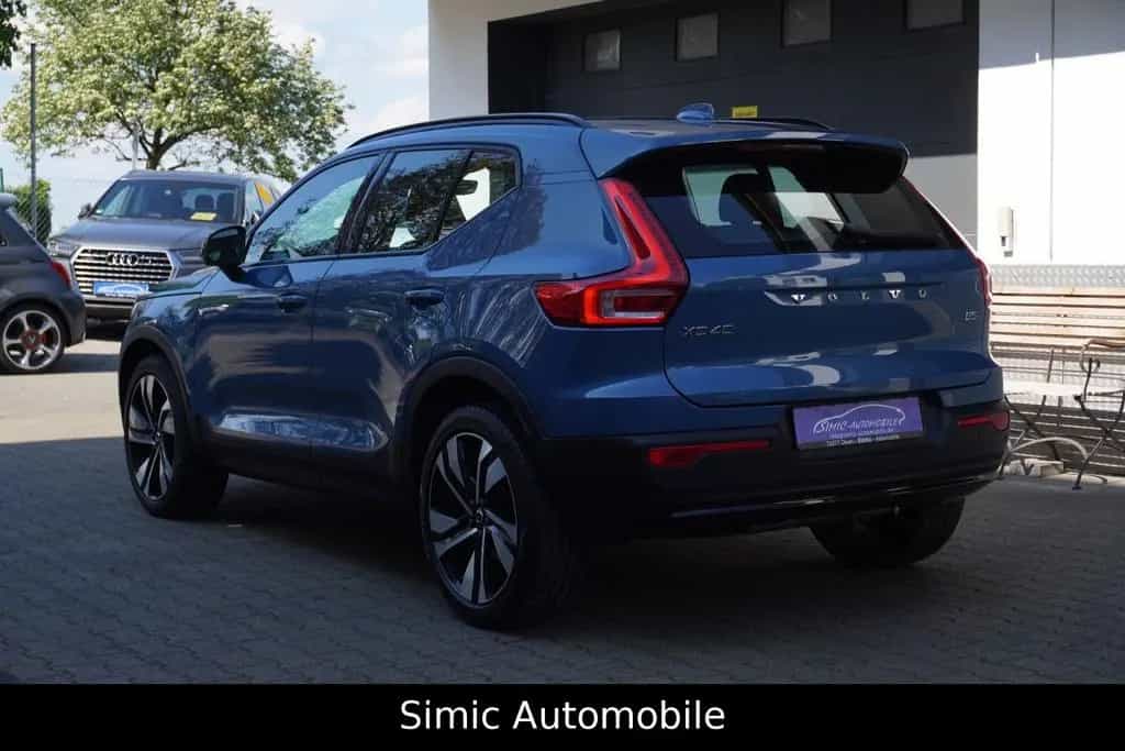 Volvo XC40 B5 Ultimate Dark AWD NAVI+KAMERA+LEDER+AHK 12/2022-photo-30