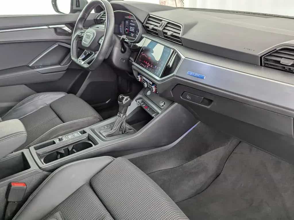 Audi Q3 40 2,0 TFSI quattro S line LED+NAVI+ACC+RFK+ 03/2019-photo-12