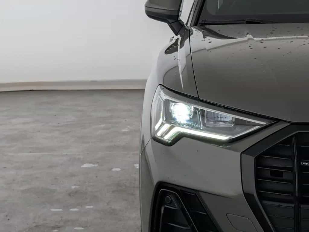 Audi Q3 40 2,0 TFSI quattro S line LED+NAVI+ACC+RFK+ 03/2019-photo-2