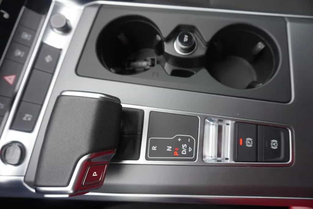 Audi A6 Avant 45 2.0 TFSI quattro LED Navi AHK Kamera 10/2023-photo-26