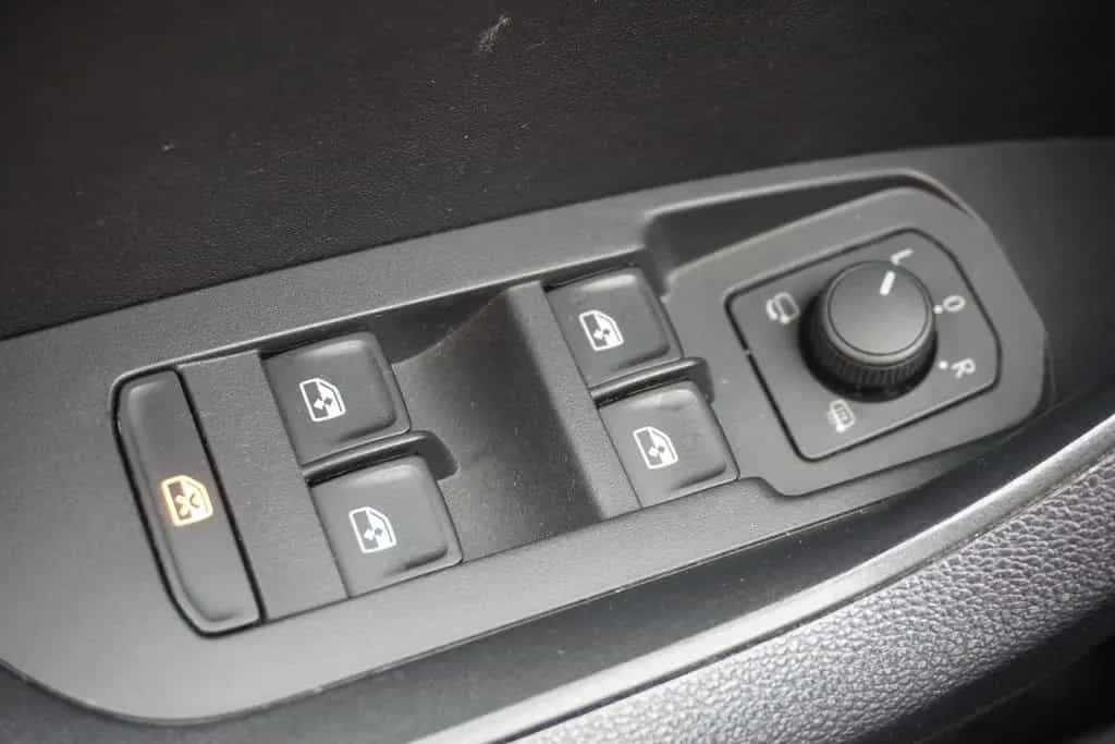 Skoda Kodiaq 2.0 Clever 4x4 DSG LED Navi ACC PDC DAB 09/2022-photo-32