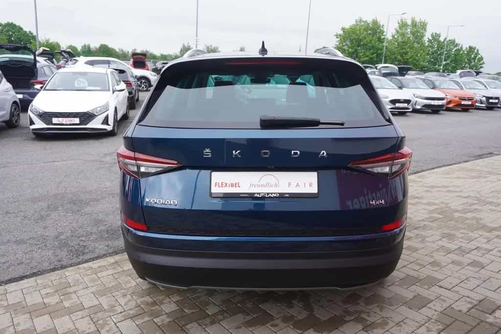 Skoda Kodiaq 2.0 Clever 4x4 DSG LED Navi ACC PDC DAB 09/2022-photo-4