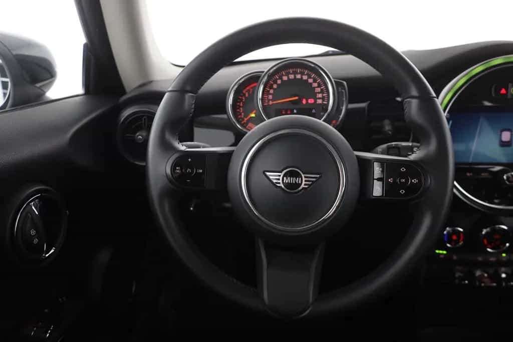 MINI Cooper 1.5 Essential Trim LED Android Apple DAB 01/2023-photo-15