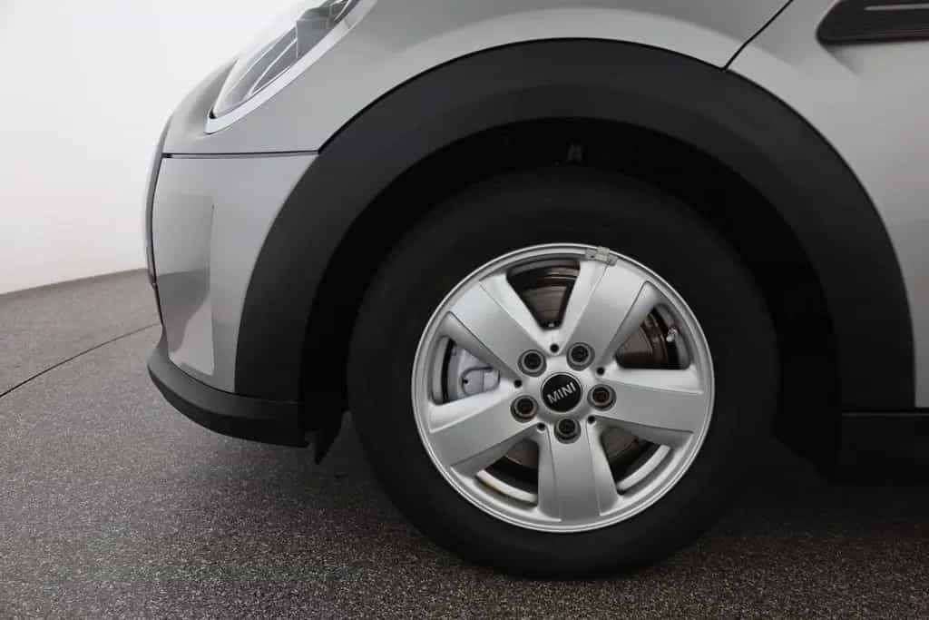 MINI Cooper 1.5 Essential Trim LED Android Apple DAB 01/2023-photo-30