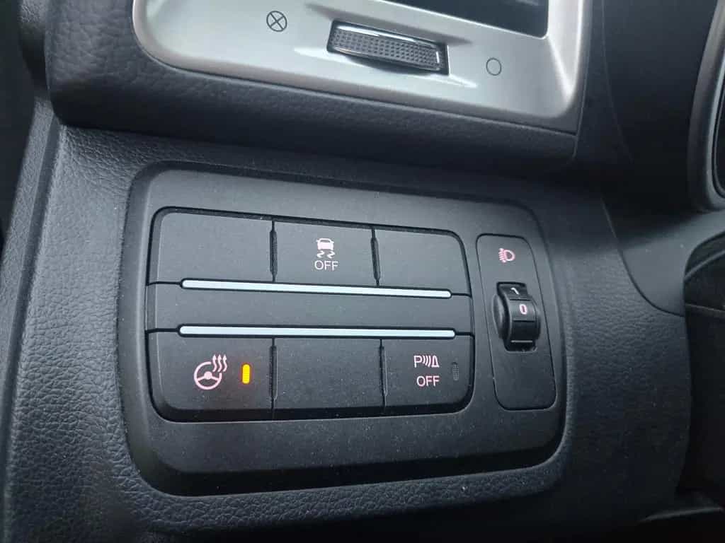Ssangyong Tivoli 1.6 e-XDi 160 QUARTZ Navi Kamera Navi 09/2016-photo-14