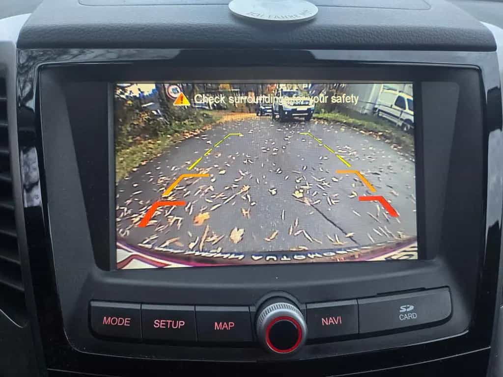Ssangyong Tivoli 1.6 e-XDi 160 QUARTZ Navi Kamera Navi 09/2016-photo-16