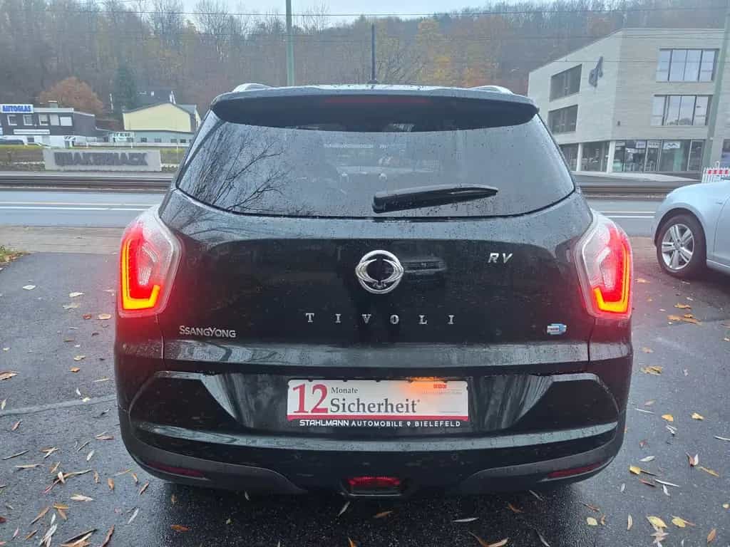 Ssangyong Tivoli 1.6 e-XDi 160 QUARTZ Navi Kamera Navi 09/2016-photo-5