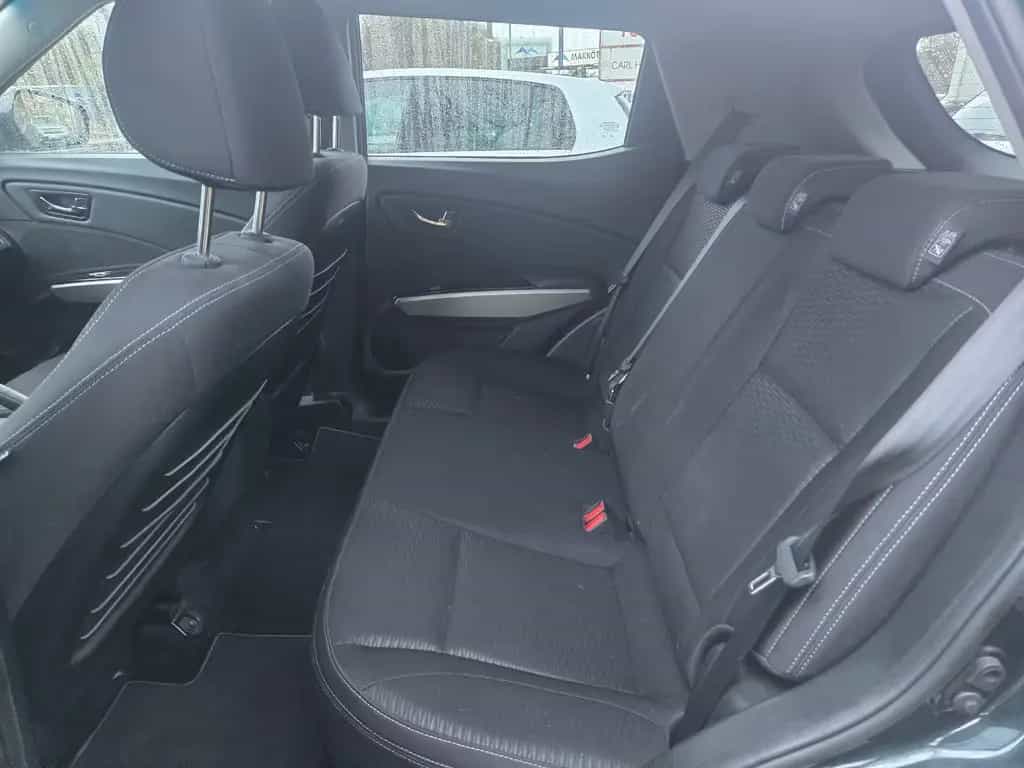 Ssangyong Tivoli 1.6 e-XDi 160 QUARTZ Navi Kamera Navi 09/2016-photo-9