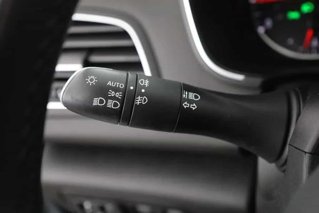 Renault Megane Grandtour 1.3 TCE EDC LED Navi Kamera DAB 10/2022-photo-18