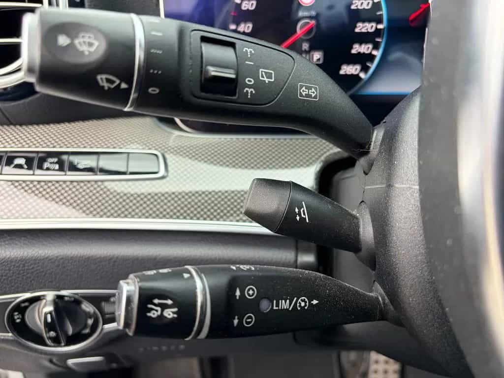 Mercedes-Benz E 350 d 4Matic T-Modell AMG Line 11/2017-photo-12