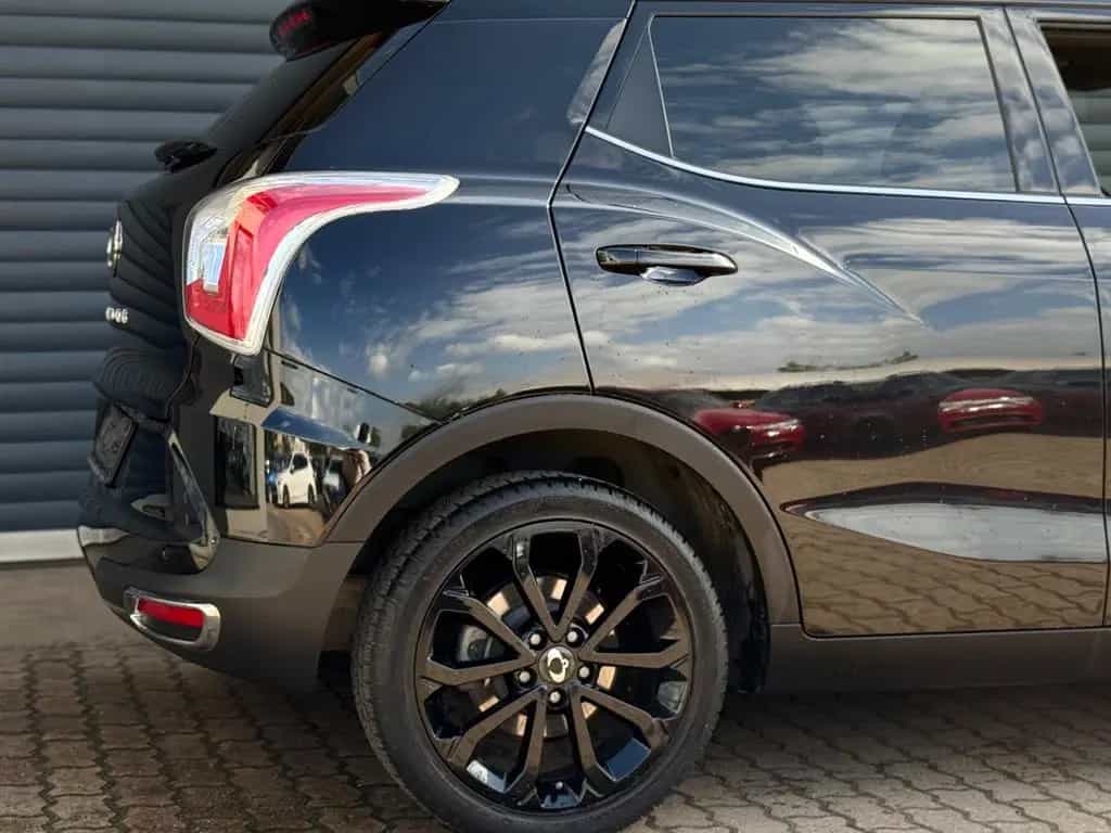 Ssangyong Tivoli 1.6 e-XGi SAPPHIRE/Leder/Navi/CAM/SHZ/App 01/2019-photo-10