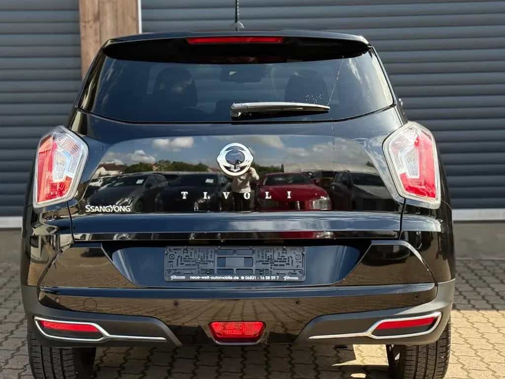 Ssangyong Tivoli 1.6 e-XGi SAPPHIRE/Leder/Navi/CAM/SHZ/App 01/2019-photo-12