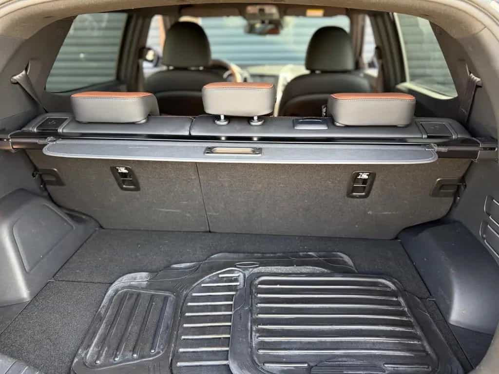 Ssangyong Tivoli 1.6 e-XGi SAPPHIRE/Leder/Navi/CAM/SHZ/App 01/2019-photo-30
