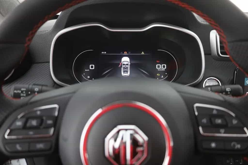 MG ZS 1.0 T-GDI Luxury LED Navi 360° Sitzheizung 12/2024-photo-18