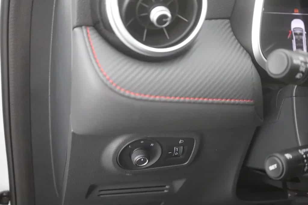 MG ZS 1.0 T-GDI Luxury LED Navi 360° Sitzheizung 12/2024-photo-22