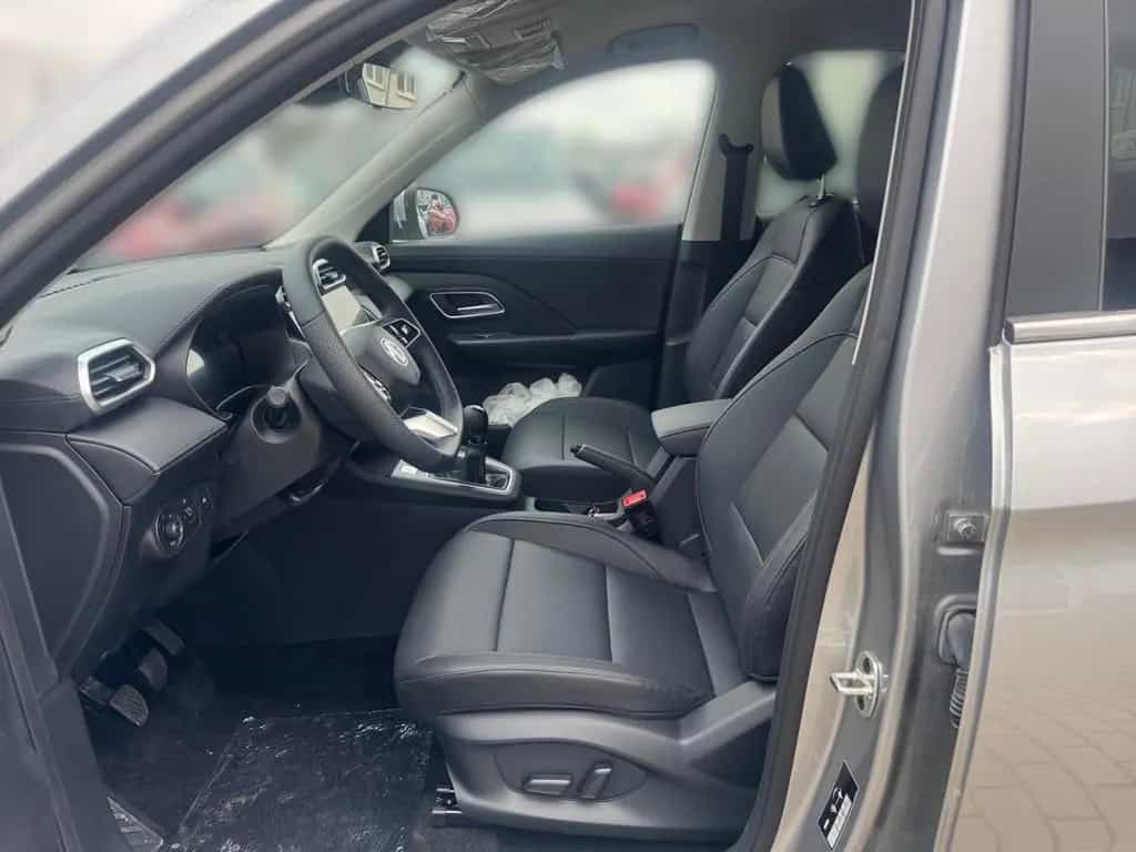 MG ZS 1.5 T 85 kW Comfort KEYLESS PDC SHZ LED 01/2026-photo-7