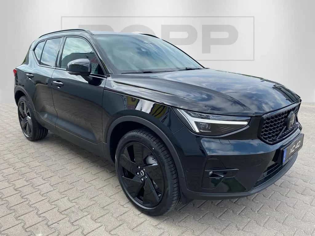 Volvo XC40 B3 Plus Black Edition 20" 360° ACC FHZ LED 03/2025-photo-25