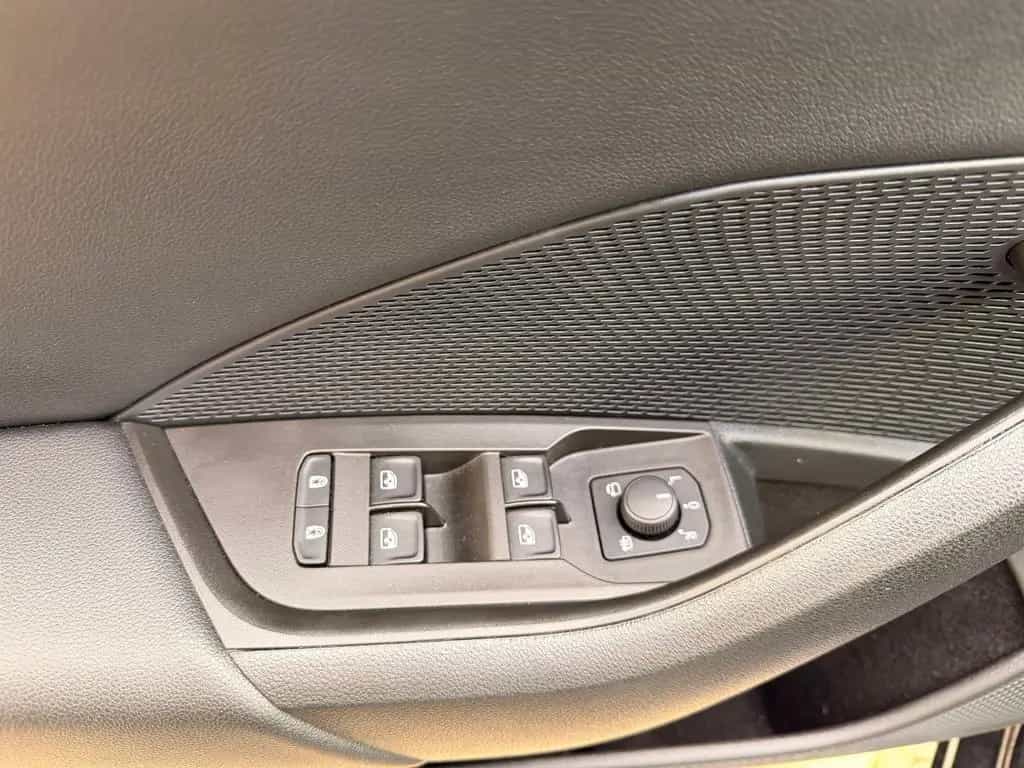 Skoda Octavia Combi Style 1.5 TSI LED KAMERA COLUMBUS 10/2020-photo-27