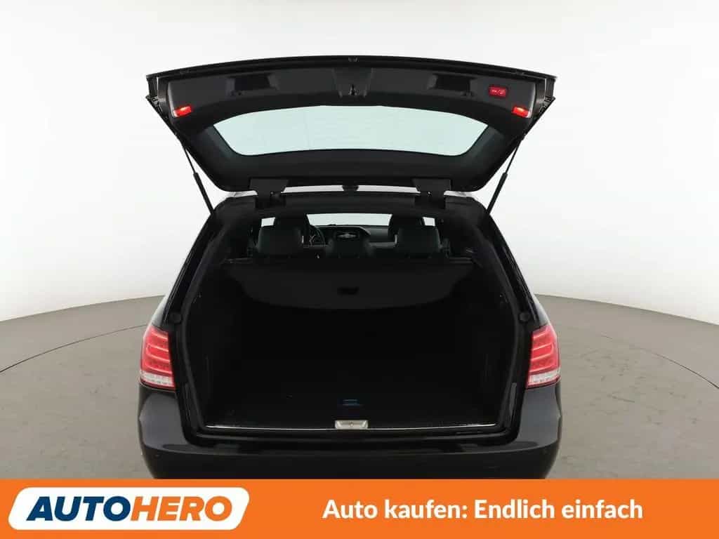 Mercedes-Benz E 250 E-Klasse E 250 CDI T 4Matic Avantgarde Aut.*NAVI 03/2017-photo-16