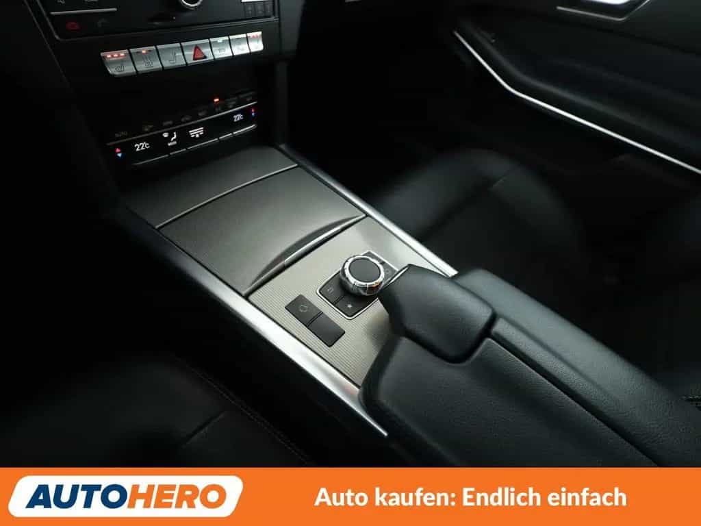 Mercedes-Benz E 250 E-Klasse E 250 CDI T 4Matic Avantgarde Aut.*NAVI 03/2017-photo-24