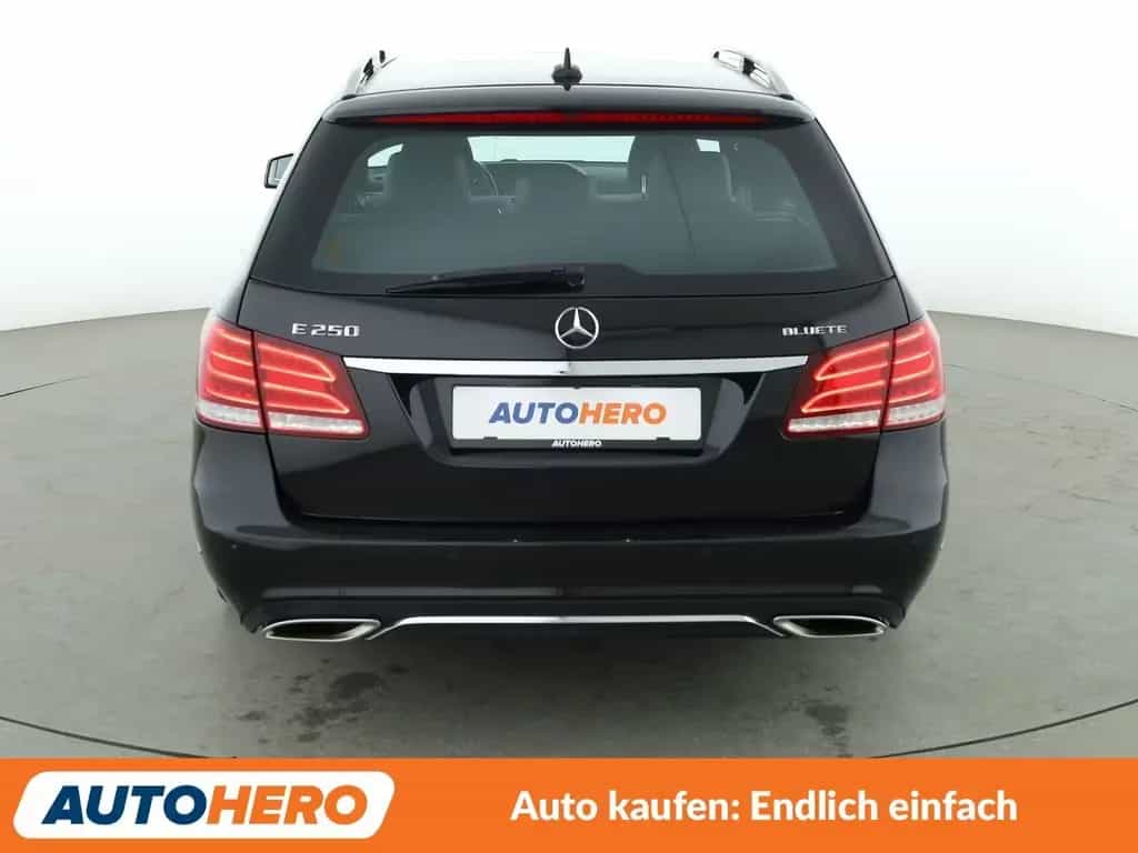 Mercedes-Benz E 250 E-Klasse E 250 CDI T 4Matic Avantgarde Aut.*NAVI 03/2017-photo-4