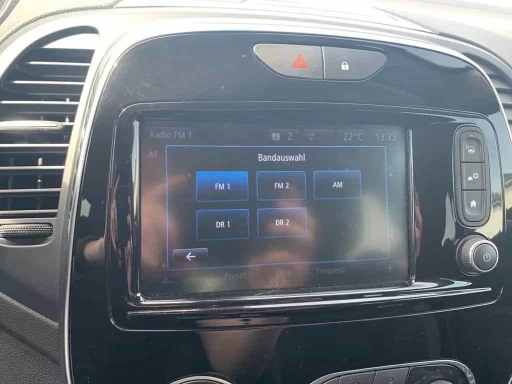 Renault Captur INTENS TCe 150 GPF AUTOMATIK NAVI+SHZ+AHK 11/2019-photo-31