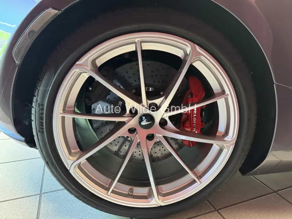 McLaren 750S Coupe /Performance int./ Track Brake/Lift 07/2024-photo-12