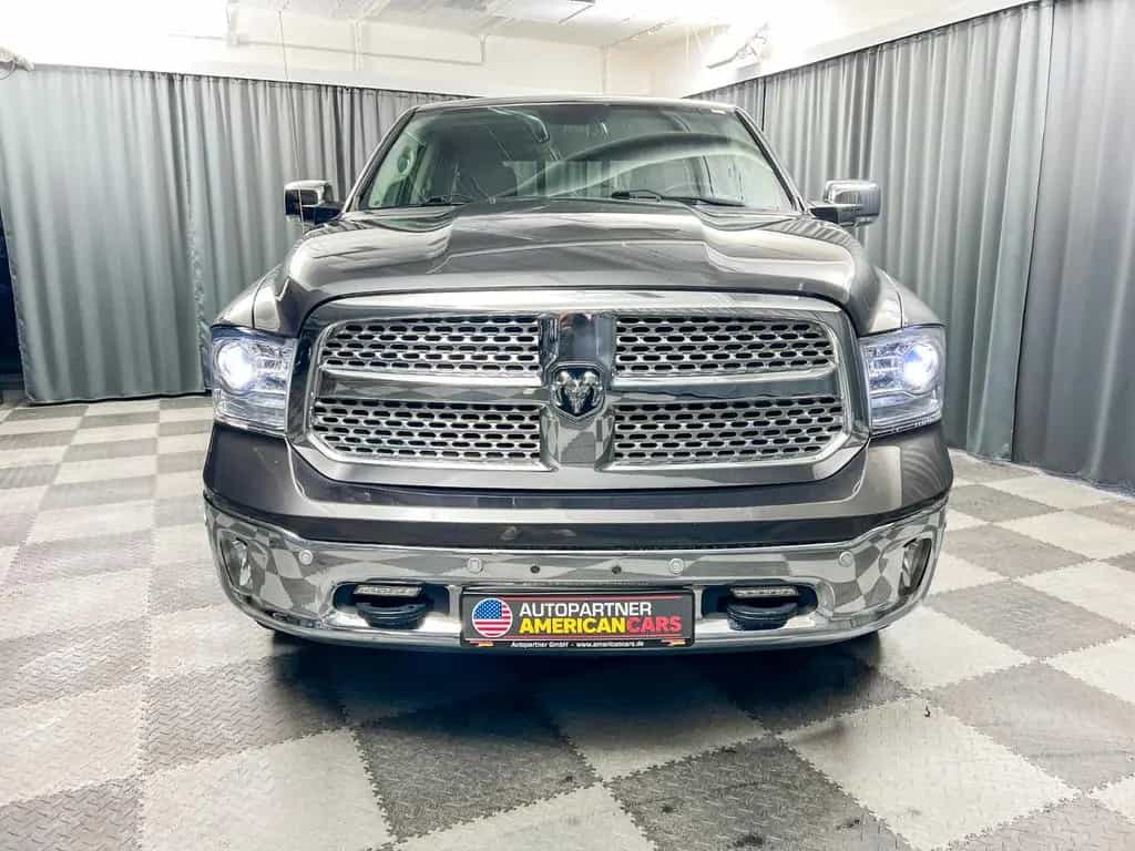 Dodge RAM 1500 5.7l V8 HEMI,LPG, AHK,1.Hd, UNFALLFREI 02/2018-photo-1