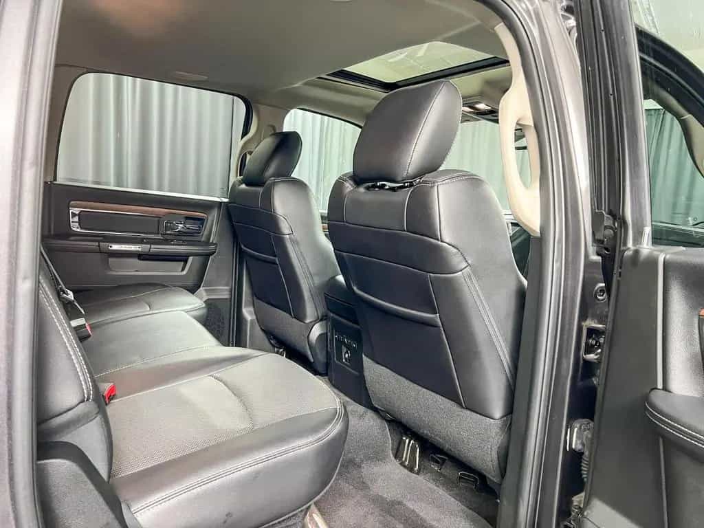 Dodge RAM 1500 5.7l V8 HEMI,LPG, AHK,1.Hd, UNFALLFREI 02/2018-photo-17