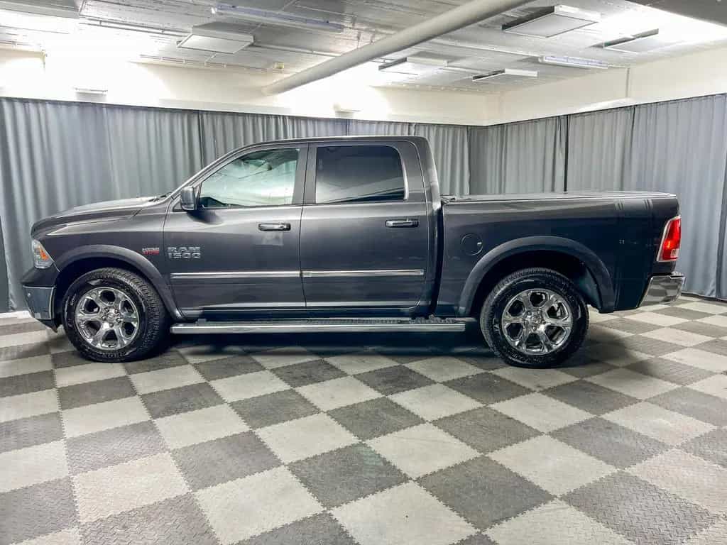Dodge RAM 1500 5.7l V8 HEMI,LPG, AHK,1.Hd, UNFALLFREI 02/2018-photo-4