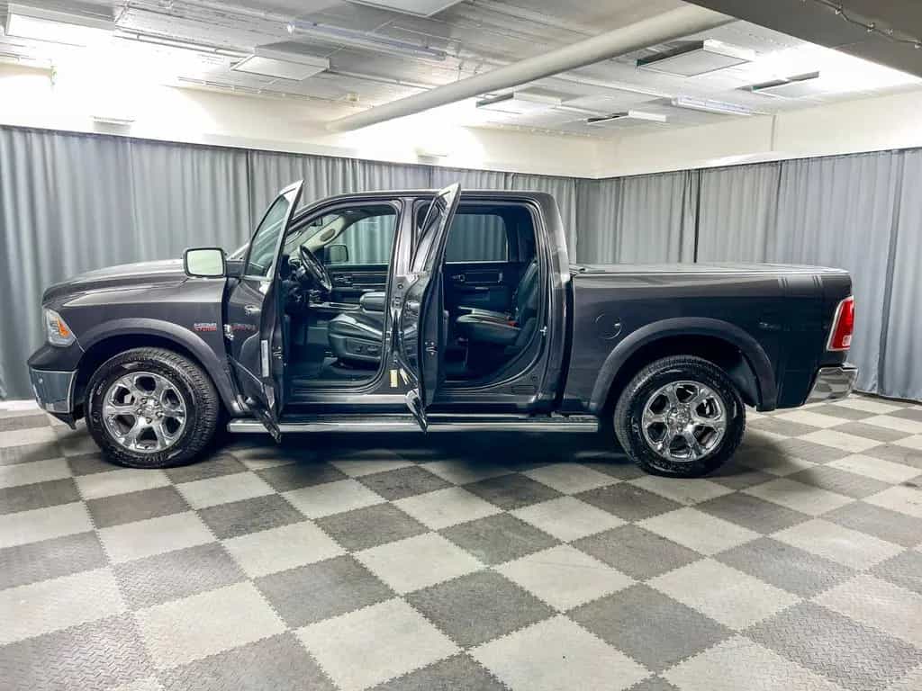 Dodge RAM 1500 5.7l V8 HEMI,LPG, AHK,1.Hd, UNFALLFREI 02/2018-photo-5