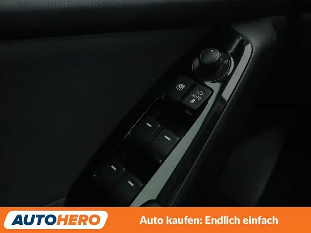 Mazda 3 2.0 Exclusive-Line*LED*TEMPO*CAM*PDC*SHZ* 02/2017-photo-28