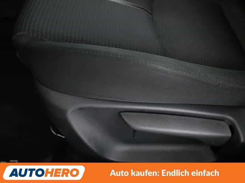 Mazda 3 2.0 Exclusive-Line*LED*TEMPO*CAM*PDC*SHZ* 02/2017-photo-30