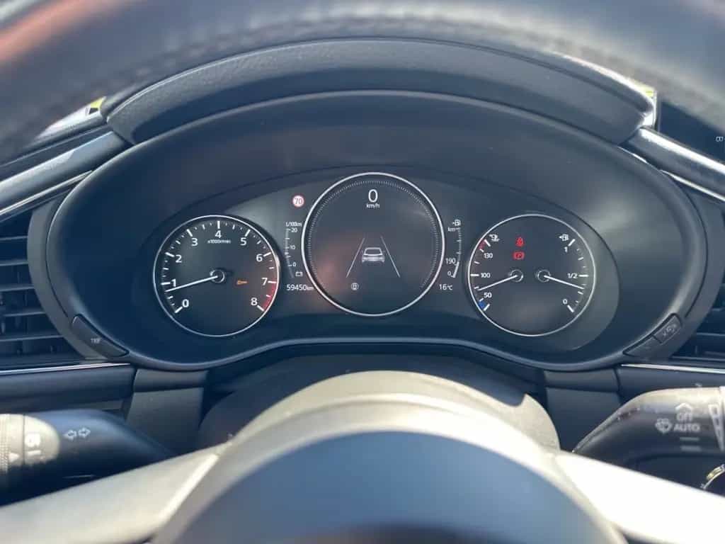 Mazda 3 SELECTION Standheizg Matrix 360° Klimaaut Sitz 04/2022-photo-10