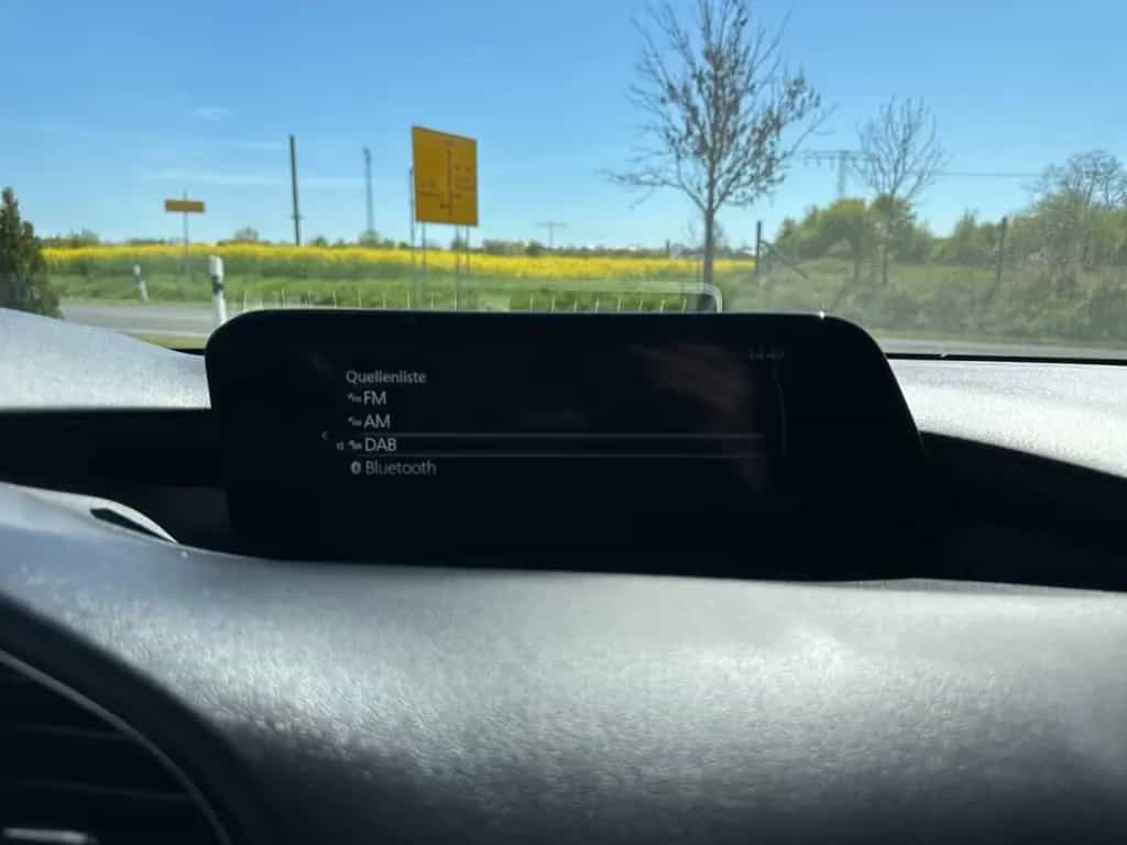 Mazda 3 SELECTION Standheizg Matrix 360° Klimaaut Sitz 04/2022-photo-13