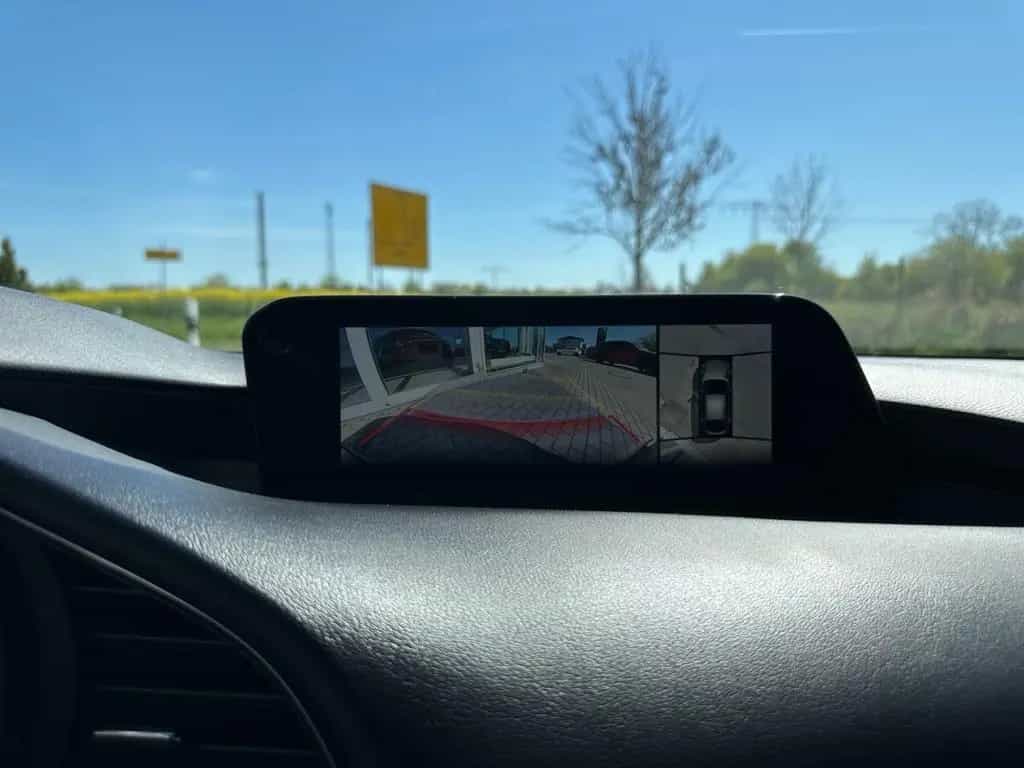 Mazda 3 SELECTION Standheizg Matrix 360° Klimaaut Sitz 04/2022-photo-15