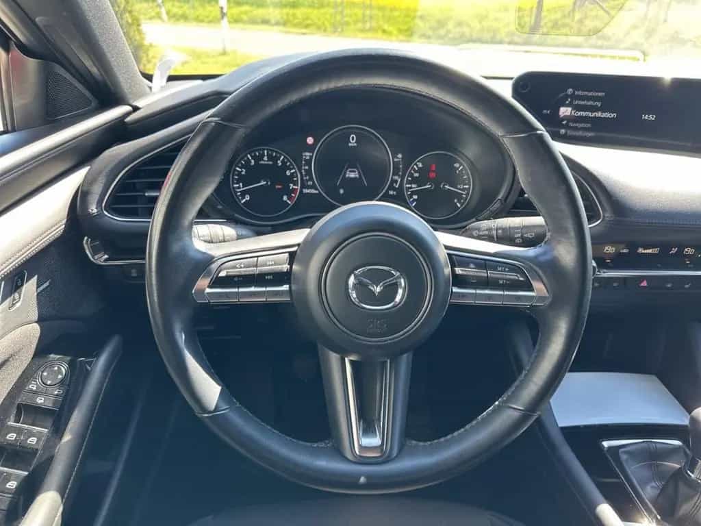Mazda 3 SELECTION Standheizg Matrix 360° Klimaaut Sitz 04/2022-photo-19