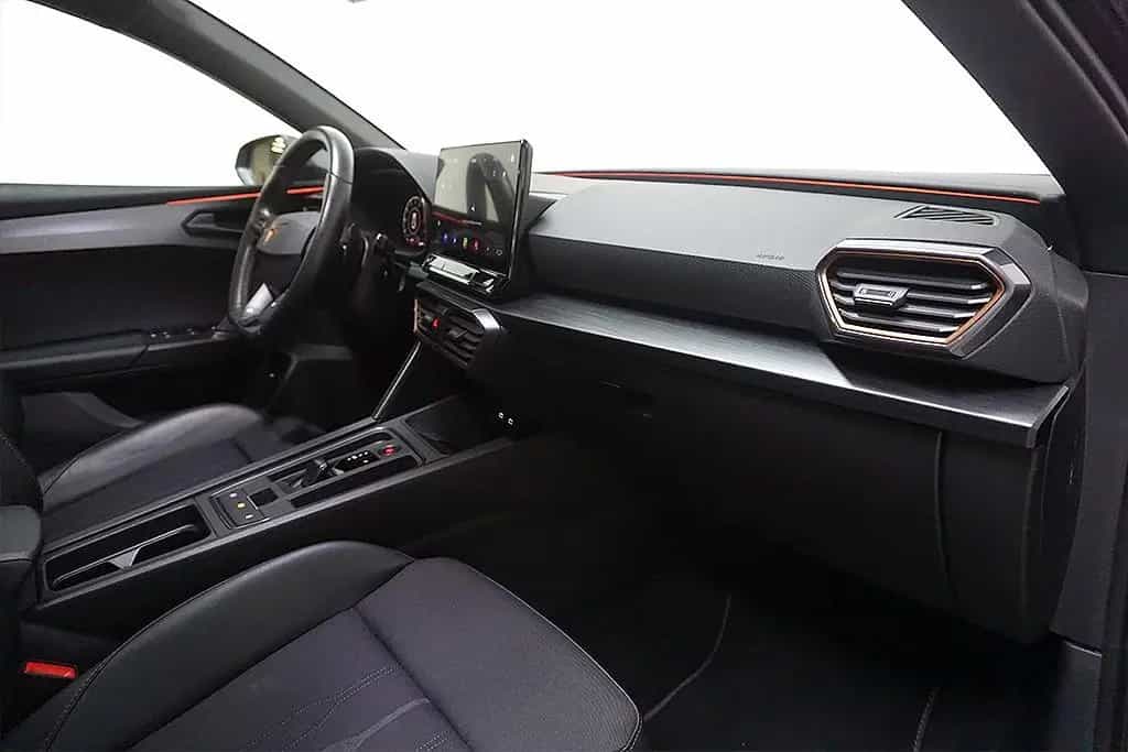 Cupra Leon 1.5TSI DSG Virtual Pano AHK SHZ 11/2023-photo-12