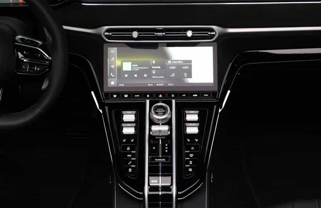 Aston Martin V8 Vantage 4.0 V8 Roadster null-photo-22