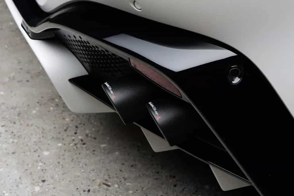 Aston Martin V8 Vantage Vantage F1 w. Carbon Seats & QuickSilver 01/2023-photo-17