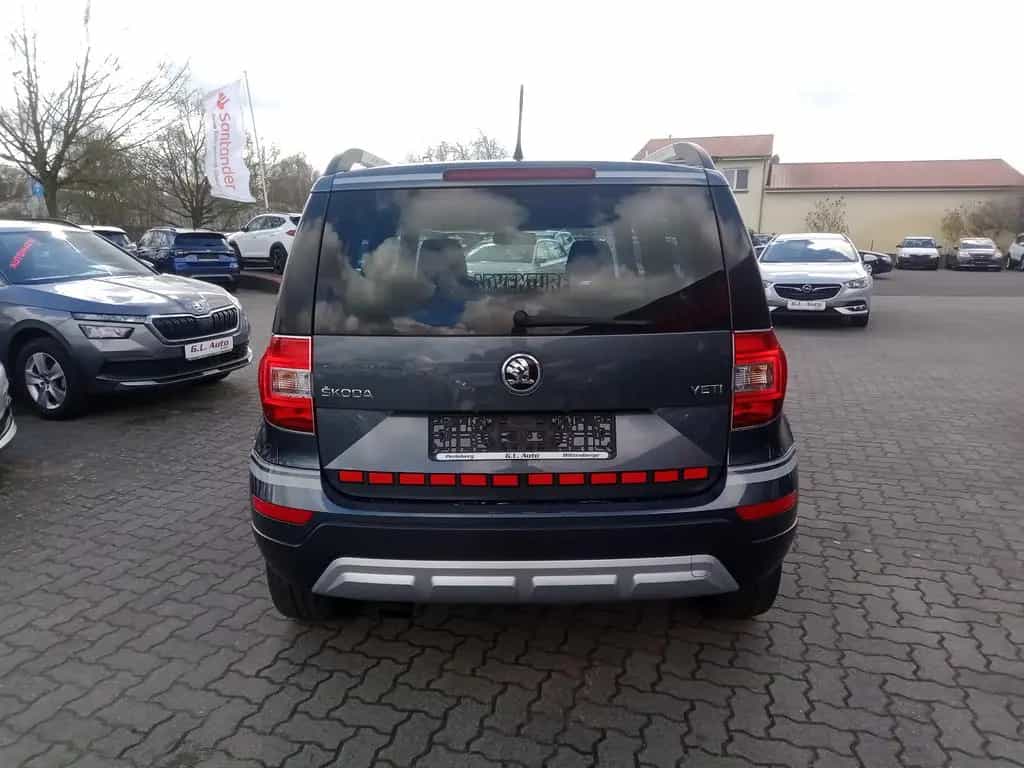 Skoda Yeti Adventure/XENON/PDC/SITZHZG/KLIMAAUTO./LM 08/2015-photo-4