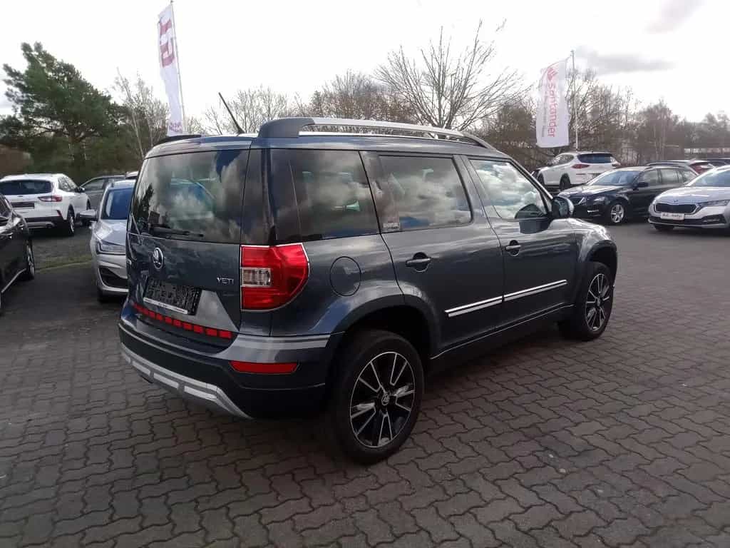Skoda Yeti Adventure/XENON/PDC/SITZHZG/KLIMAAUTO./LM 08/2015-photo-5