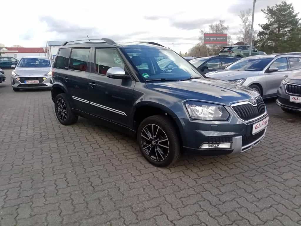 Skoda Yeti Adventure/XENON/PDC/SITZHZG/KLIMAAUTO./LM 08/2015-photo-7