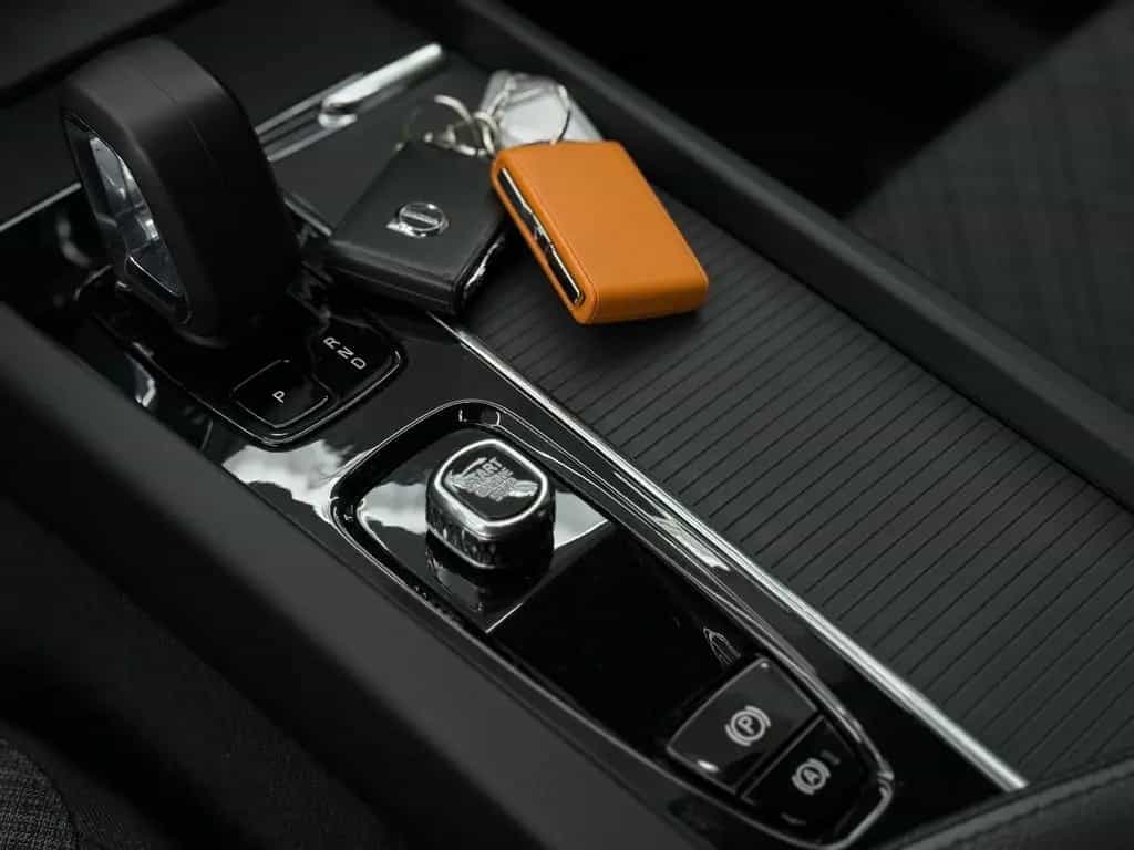 Volvo XC60 B4 Core, 1.Hand, LED, ACC, Navi, Kamera 01/2023-photo-11