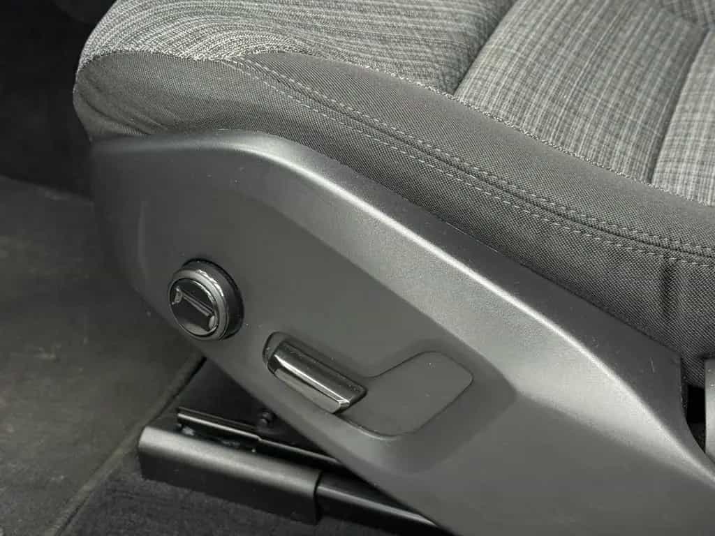 Volvo XC60 B4 Core, 1.Hand, LED, ACC, Navi, Kamera 01/2023-photo-15