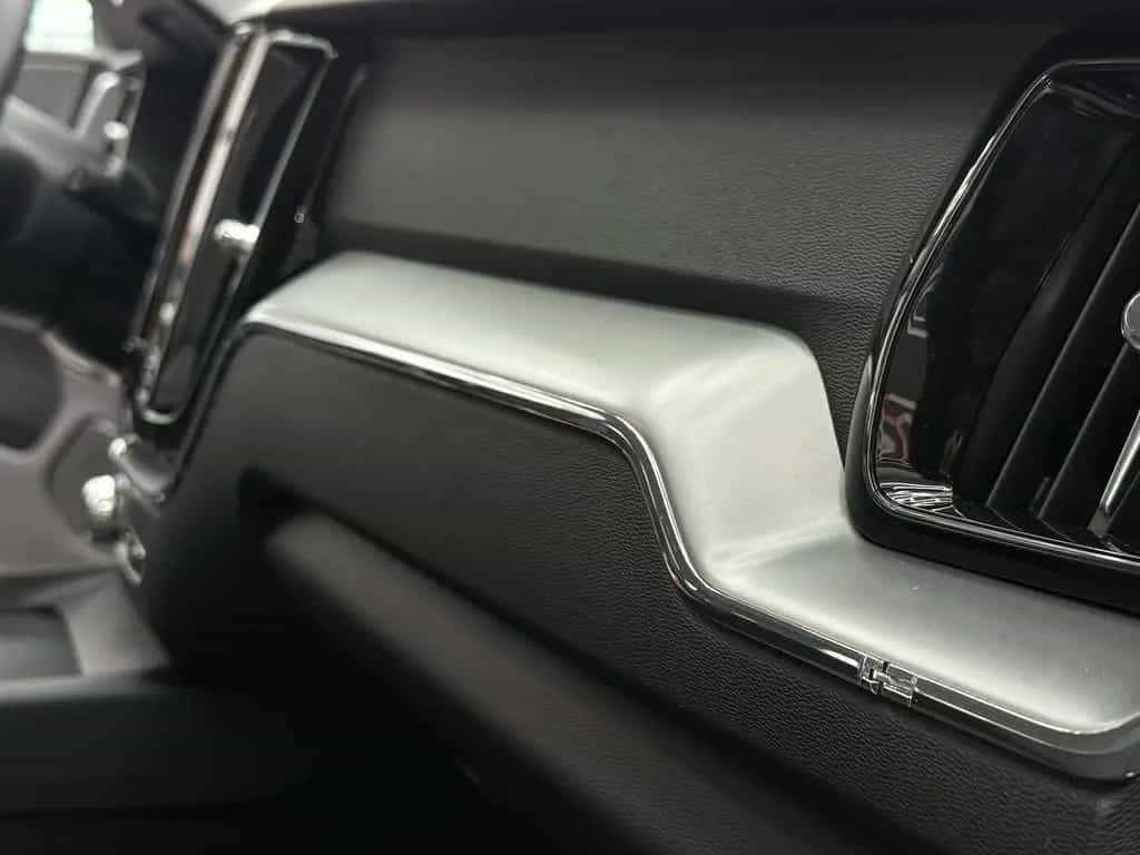 Volvo XC60 B4 Core, 1.Hand, LED, ACC, Navi, Kamera 01/2023-photo-20