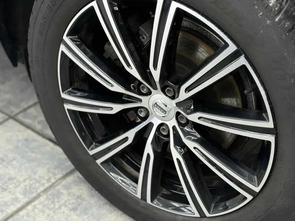 Volvo XC60 B4 Core, 1.Hand, LED, ACC, Navi, Kamera 01/2023-photo-26