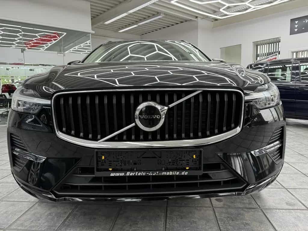 Volvo XC60 B4 Core, 1.Hand, LED, ACC, Navi, Kamera 01/2023-photo-32